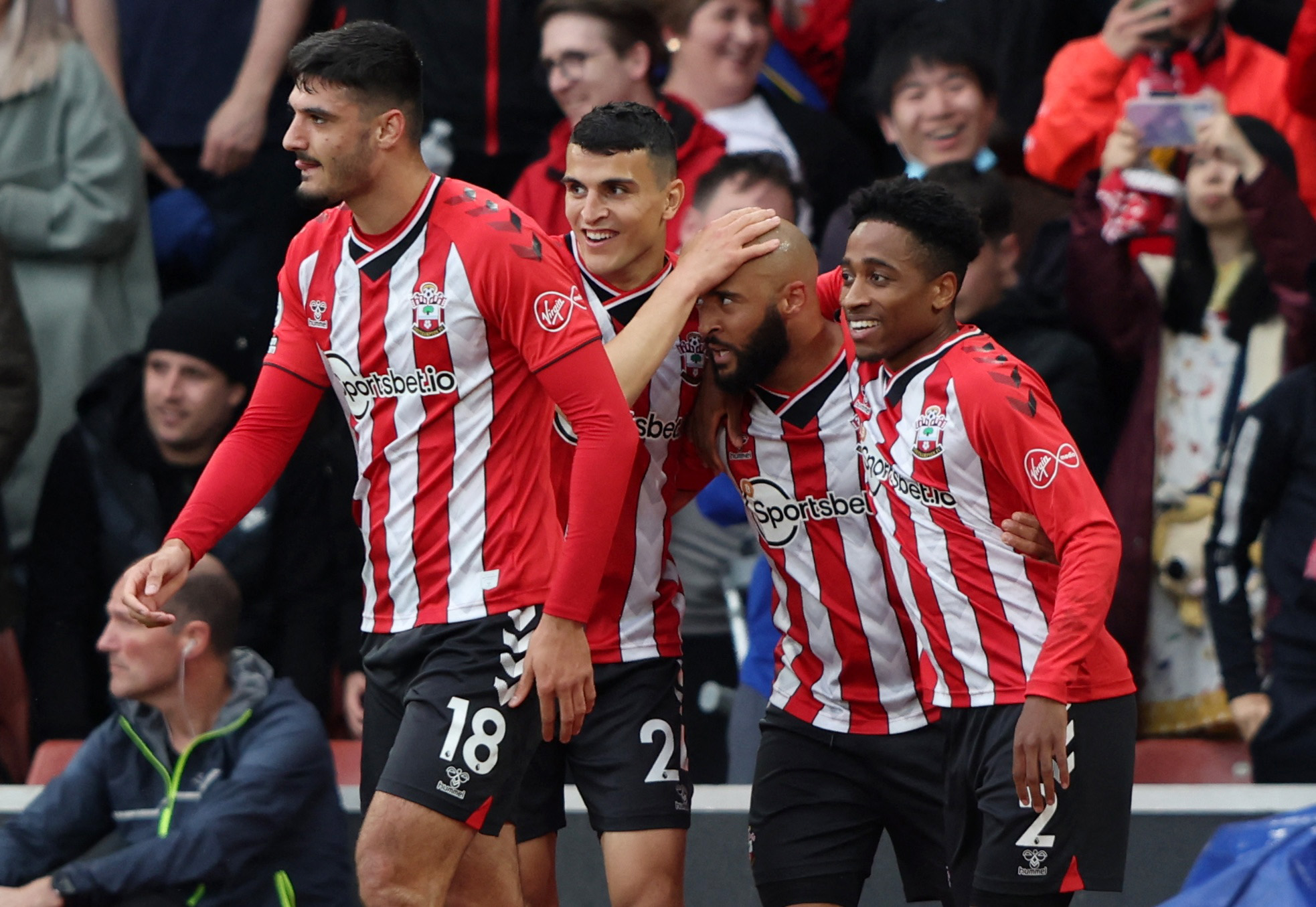 巴媒：奥斯卡近期饱受伤病困扰，他正考虑与圣保罗解约并退役