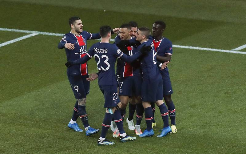 尼克斯击败雄鹿成功晋级，近7场两队对决尼克斯6胜1负