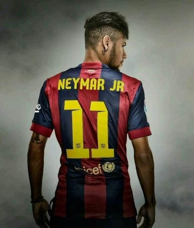 曼联迎战西汉姆联：德利赫特缺阵，阿莫林调整阵容