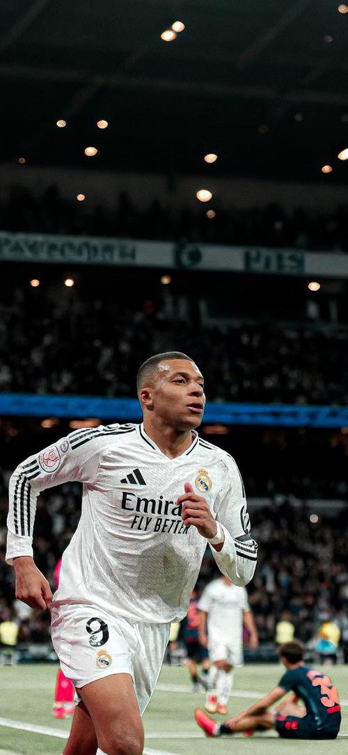 古蒂：皇马现在的阵容比银河战舰时期完整；西甲冠军是皇马的