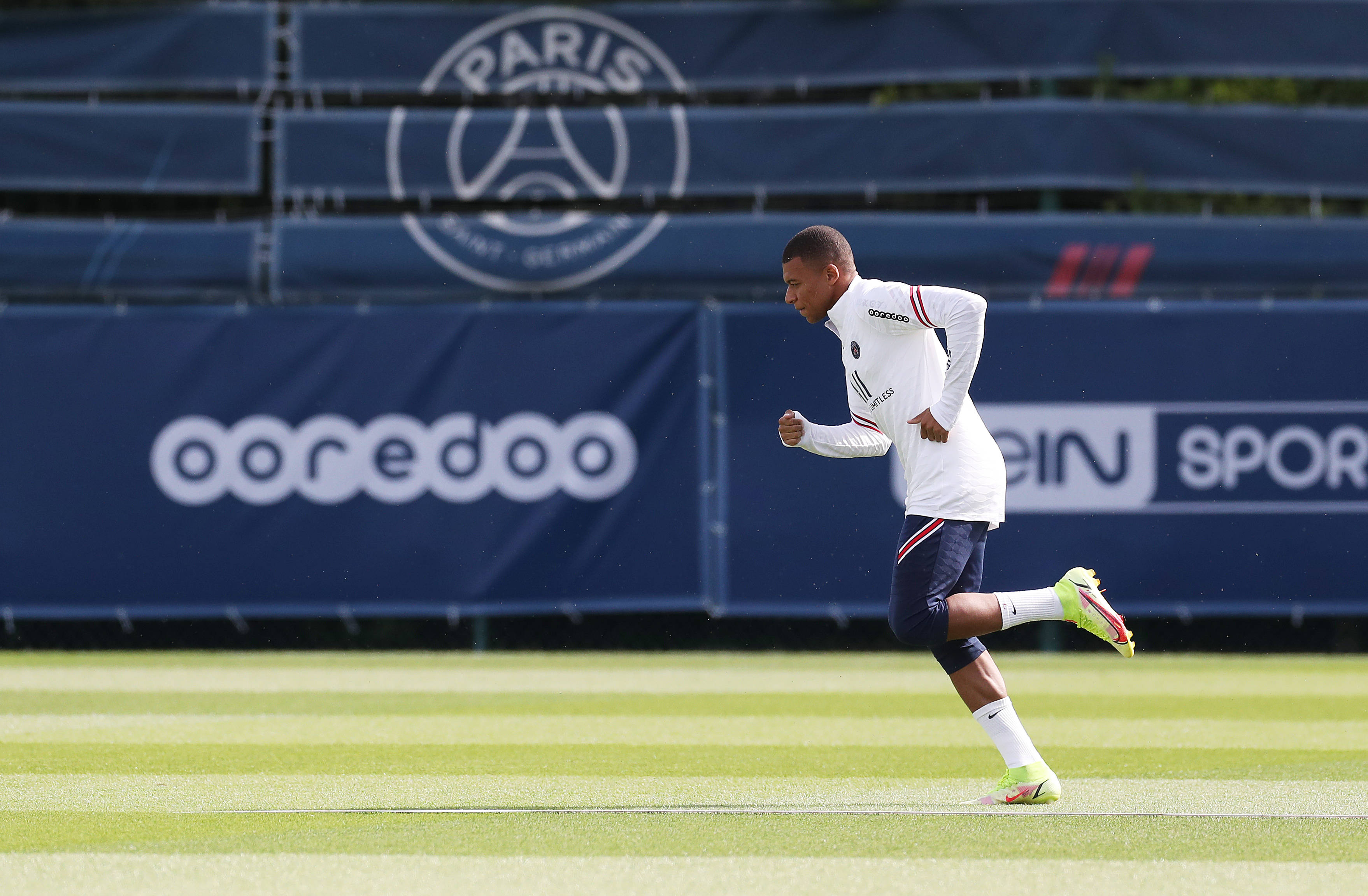 丹-伯恩：孙兴慜是英超的传奇人物；韩国行只有美好的回忆