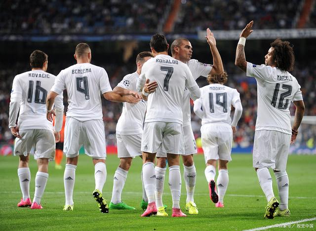 詹姆斯：我还没到百分百状态，但今晚状态比打猛龙好多了