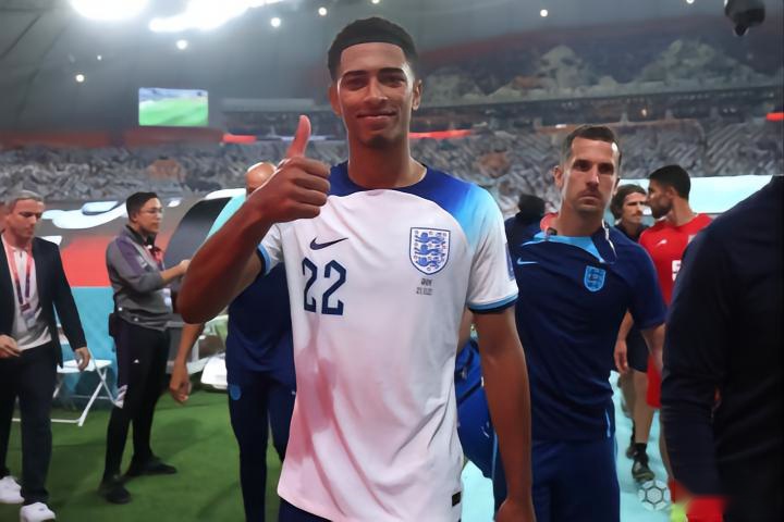 米兰小将博尔萨尼：和一线队球员同场竞技的感觉棒极了