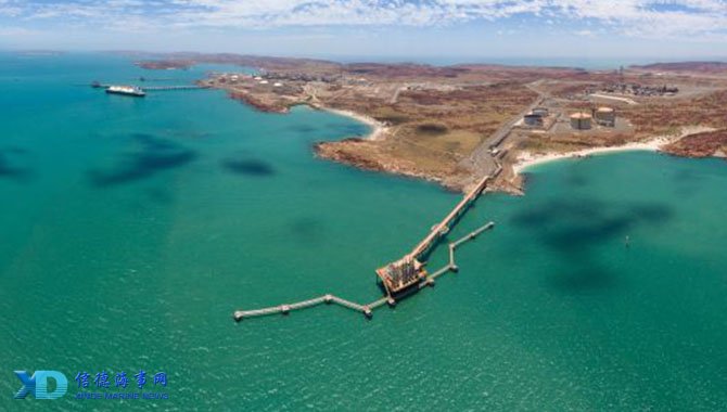 西甲半场：亚当斯门前造险，瓦伦西亚暂0-0塞维利亚