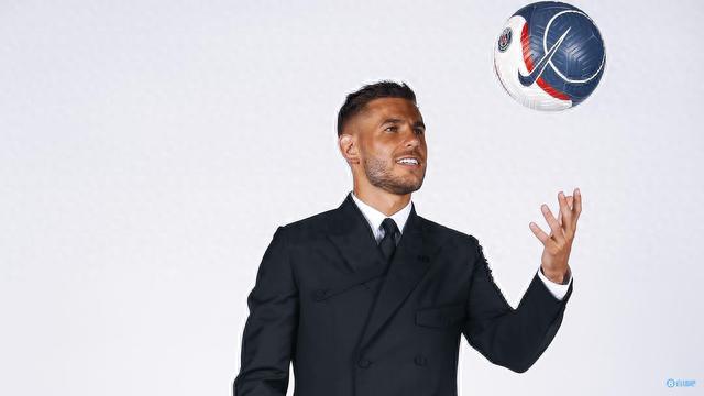 欧冠连续赛季进球纪录：本泽马、梅西连续18赛季进球第1